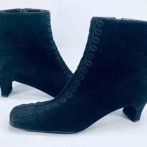 Salvatore Ferragamo Black Boots, Slim Fit